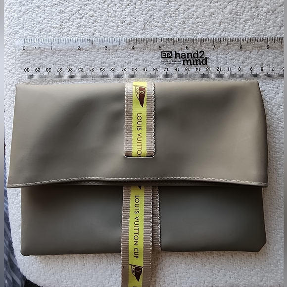Louis Vuitton Cup Gray Tote with Yellow Strap (2 Piece) - Authencity Cert Incl. - Picture 8 of 16